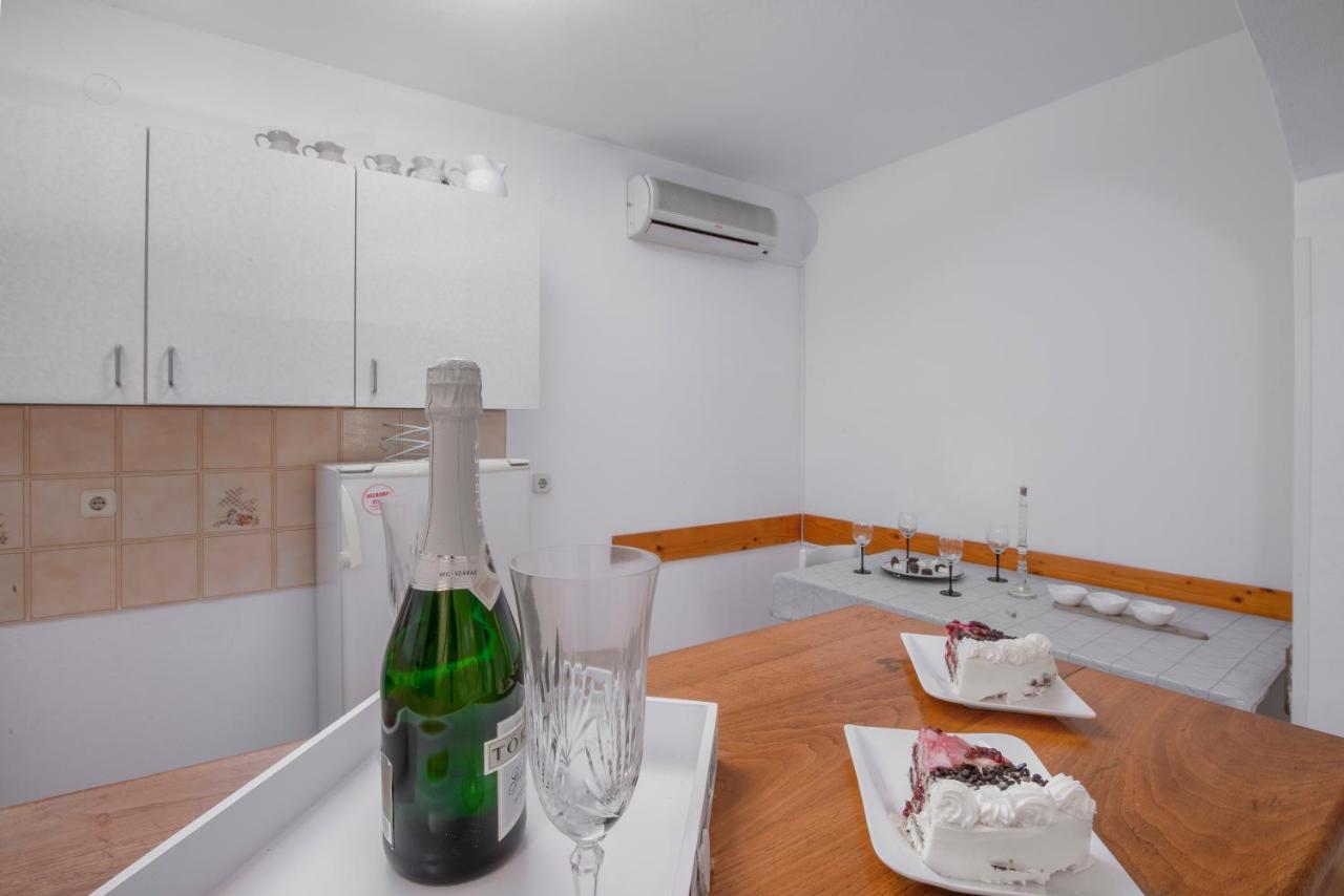 Apartment Palma Пула Екстериор снимка