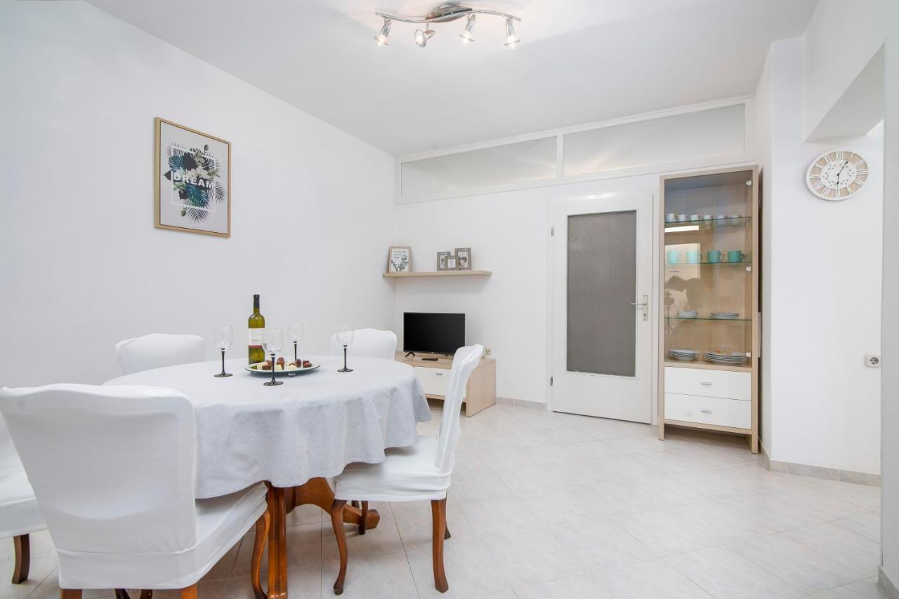 Apartment Palma Пула Екстериор снимка