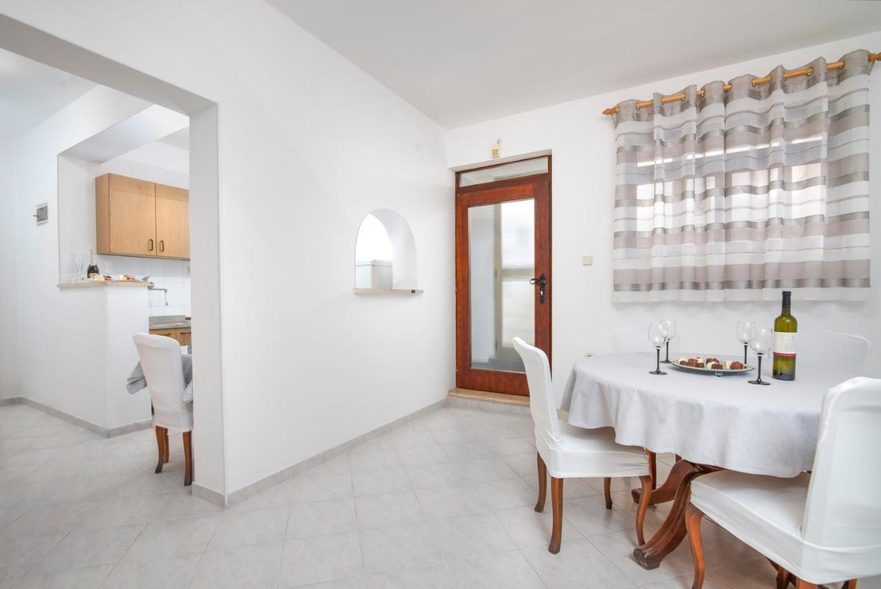 Apartment Palma Пула Екстериор снимка